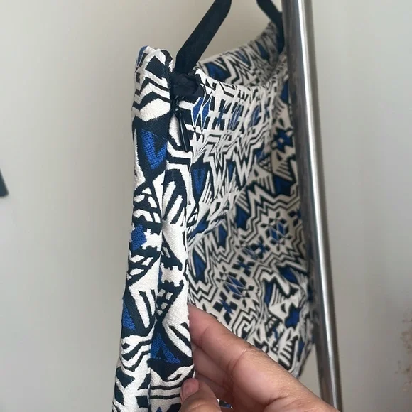 Jacquard aztec print skirt from H&M - Picture 3 of 4